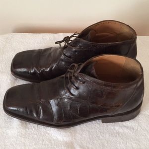 Mauri Men alligator shoes used